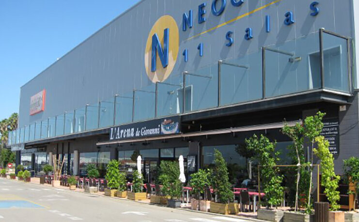 Family Cash y LyC Consultores quieren relanzar Costa Azahar - Just Retail