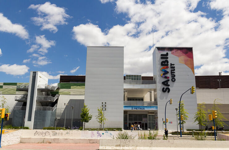 Sambil Outlet ha incorporado a su equipo de gestión a la empresa especializada en desarrollo y promoción de proyectos comerciales, Wit Retail, con el objetivo de dar un impulso al centro comercial y reforzar su oferta tras la crisis provocada por la COVID-19.