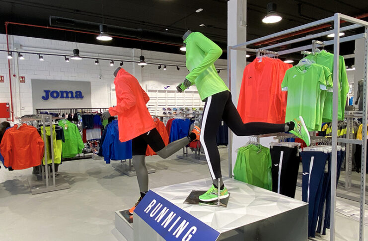 Joma inaugura tienda La Torre Outlet Zaragoza noticias retail