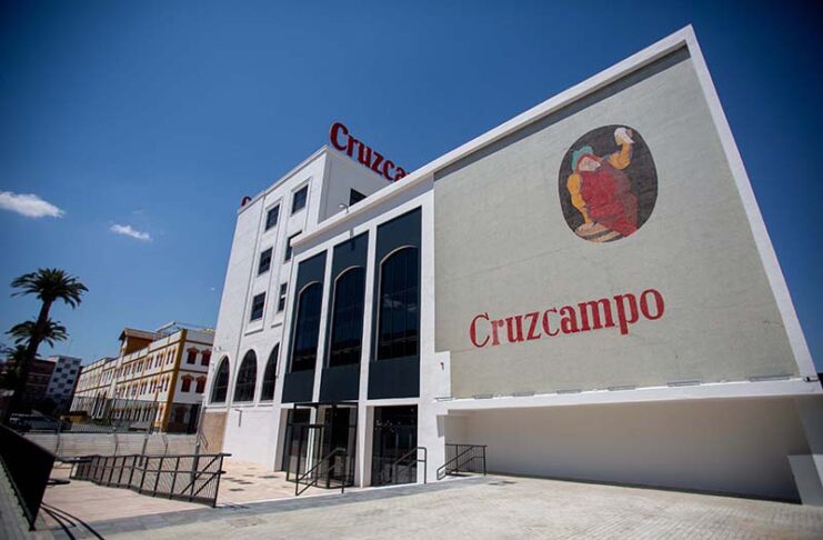 Factoría Cruzcampo Sevilla cultura cervecera talento fin social noticias retail