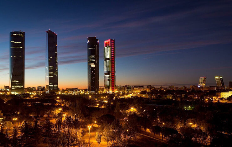 JLL venta activos corporativos capital noticias retail