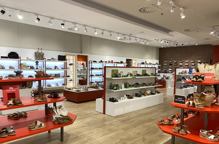 Querol calzado centro comercial Splau apertura noticias retail