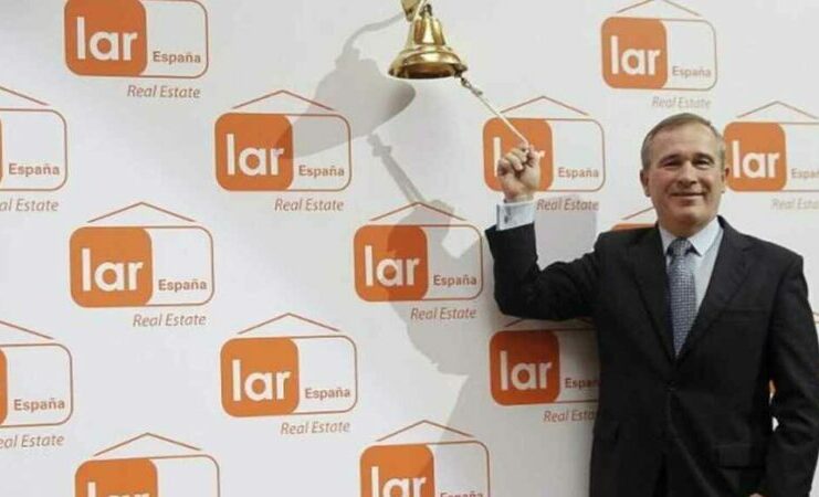socimi Lar España contrato de gestión 2027 noticias retail