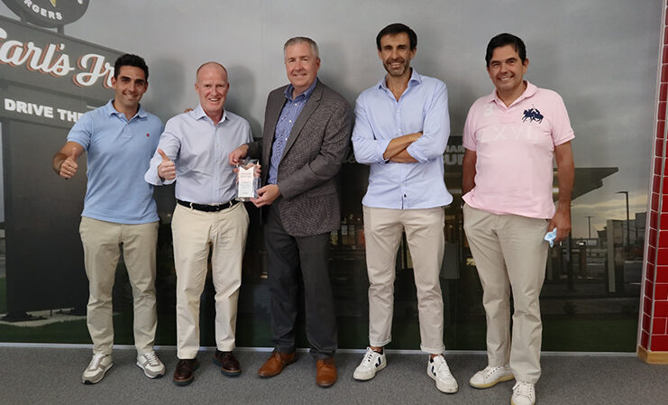 Carl's Jr Islazul premio internacional restauración noticias retail