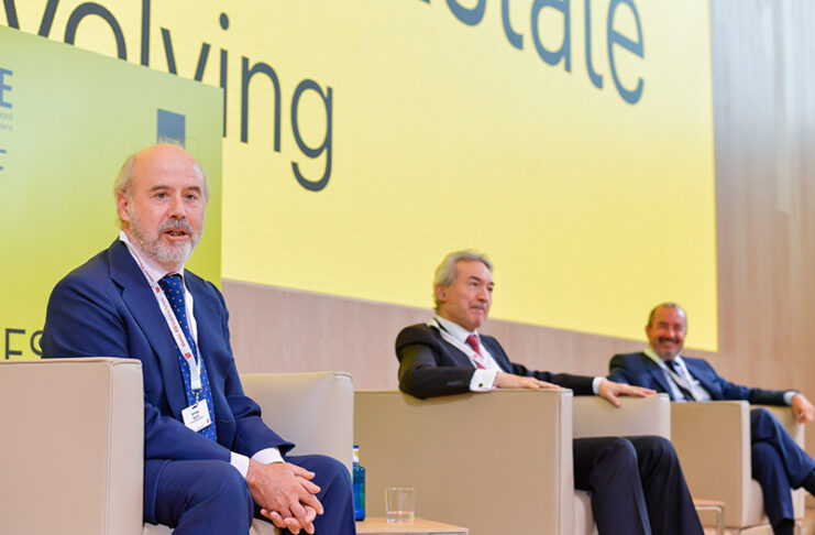 Encuentro inmobiliario Savills Aguirre Newman noticias retail