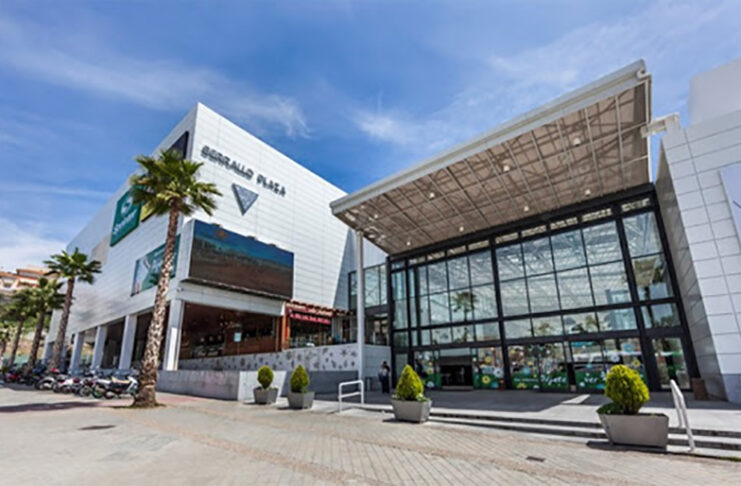 Serrallo Plaza Granada aperturas LyC Consultores noticias retail