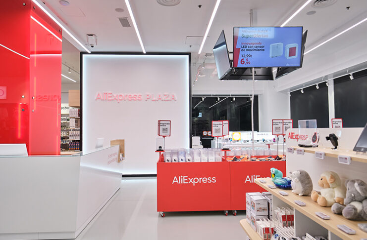 AliExpress Plaza España Barcelona Westfield La Maquinista apertura noticias retail