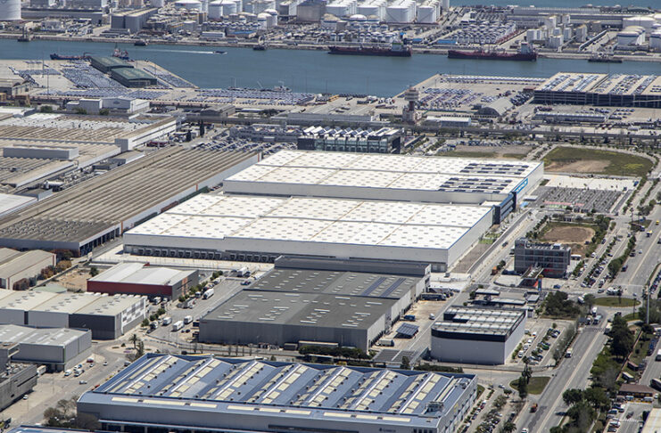 Decathlon centro logístico continental Barcelona estándar LEED categoría Platinum certificación sostenibilidad noticias retail