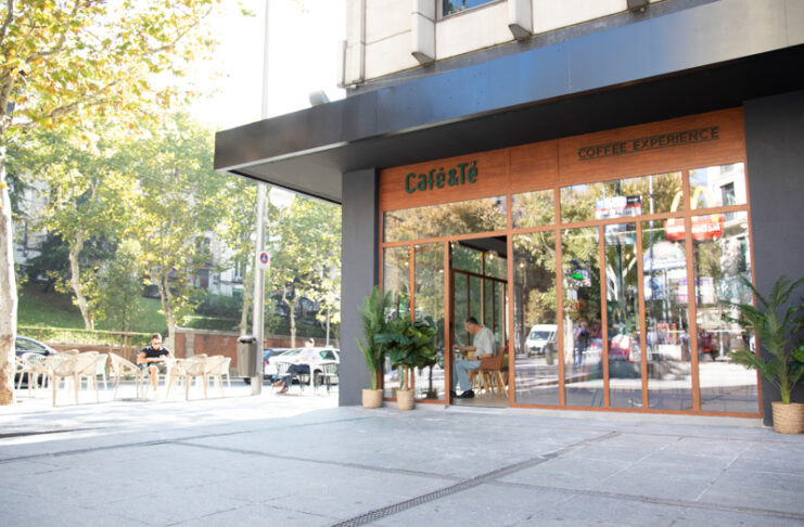 Café&Té Plaza de los Cubos Madrid imagen renovada restauración noticias retail