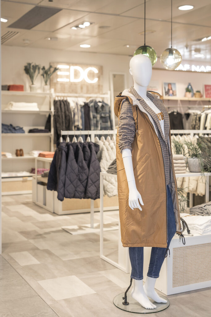 Esprit abre los primeros córneres de línea EDC en Corte - Noticias y Actualidad Retail