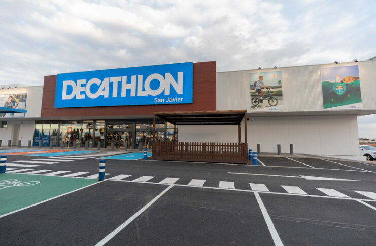 Decathlon San Javier Murcia reubicación deporte noticias retail