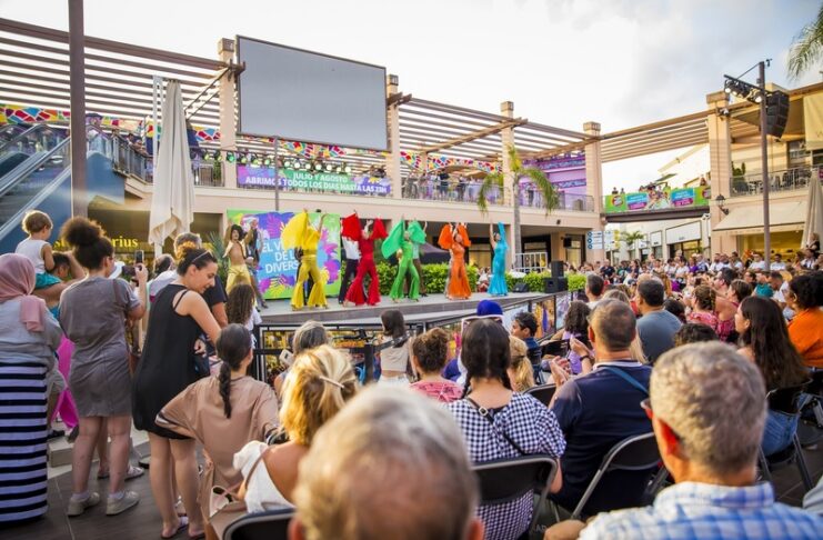 Zenia Boulevard agosto