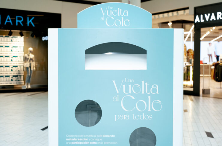 Valle Real recogida material escolar