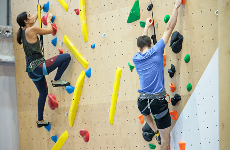 Climbat