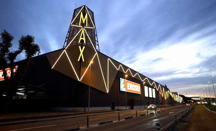 Max Center