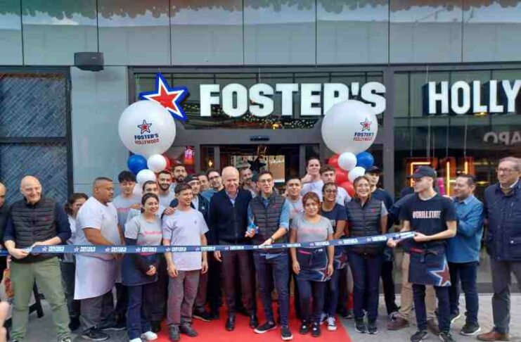 Foster`s Hollywood