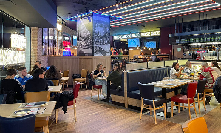 Tony Romas Valencia