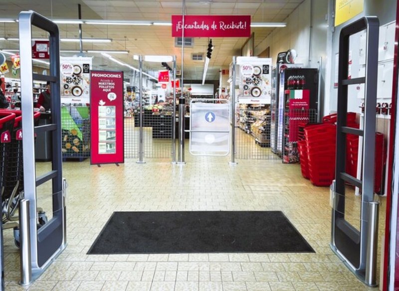 Alcampo implementa nova tecnologia de acesso em 197 supermercados