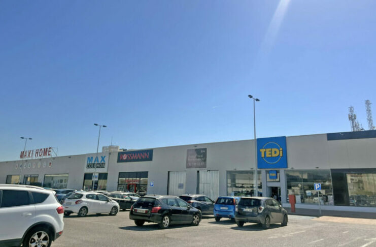 Guadacorte Retail Park