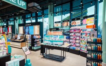 Douglas instala una nueva tienda en la Diagonal de Barcelona