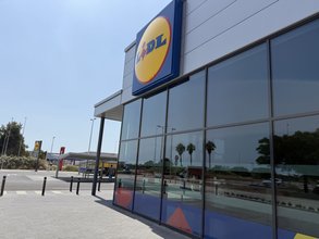 Patrizia adquiere ocho activos inmobiliarios arrendados a Lidl en España