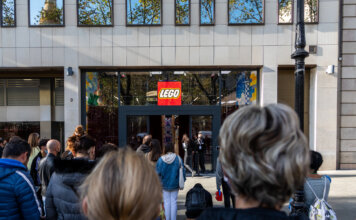 La flagship store de Lego en Barcelona cumple cinco años