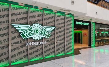 Wingstop crece en Madrid con un nuevo restaurante en Westfield Parquesur